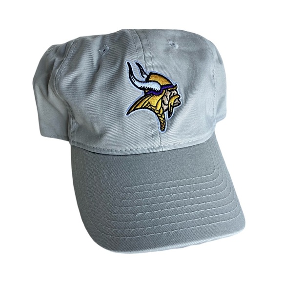 MN Viking Embroidered Women's Hat - Picture 1 of 2